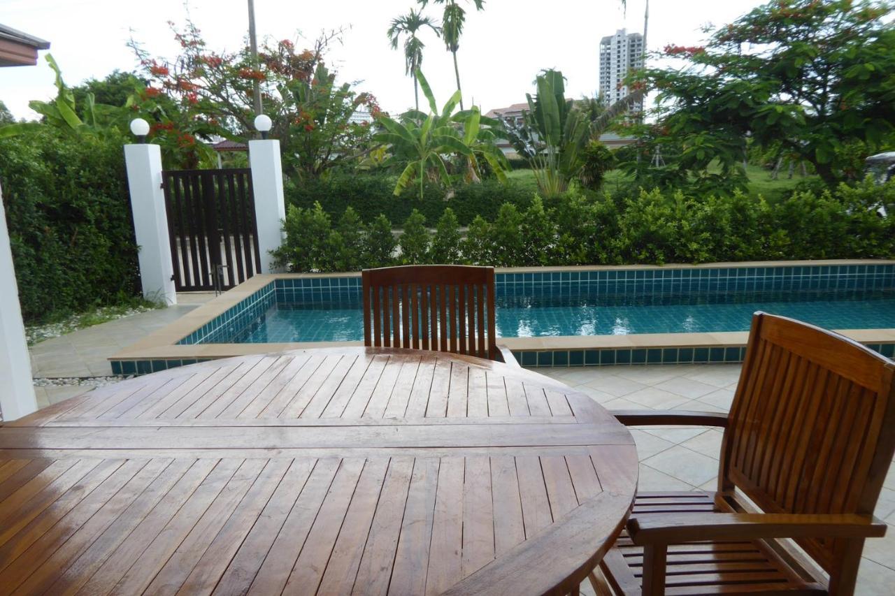 Tropicana Beach Villa At Vip Resort Ban Phe Exterior foto